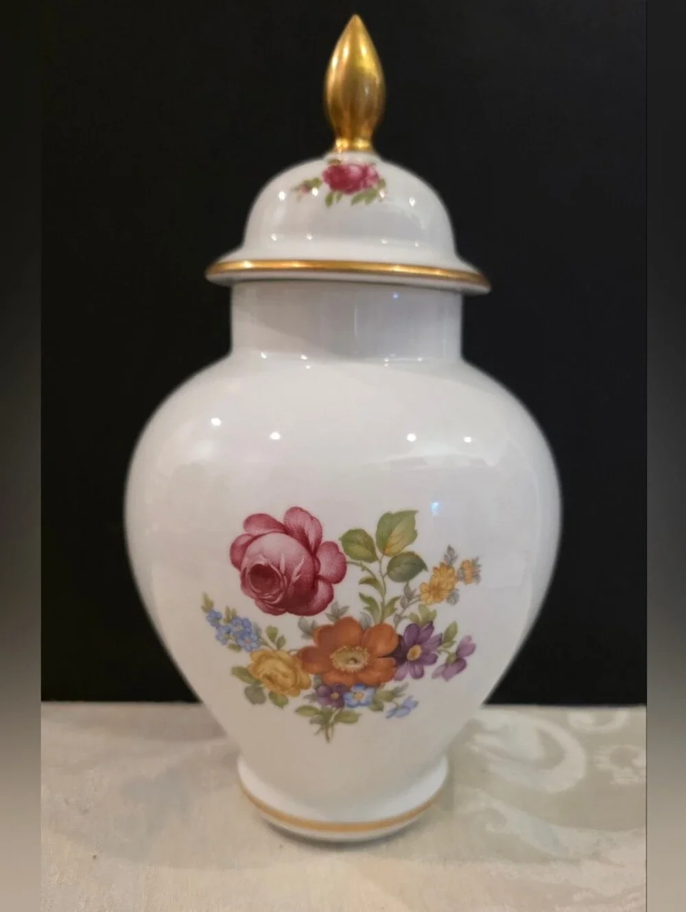 Vintage House of Goebel Bavaria Porcelain Lidded Urn/ Ginger Jar Handpainted